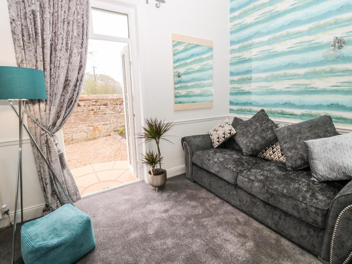 St Cuthbert'S Cottage Beal Экстерьер фото