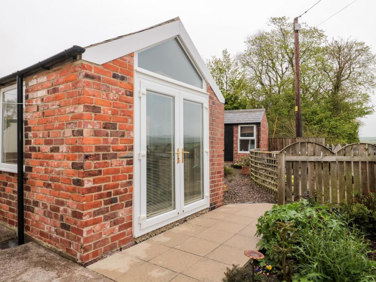 St Cuthbert'S Cottage Beal Экстерьер фото