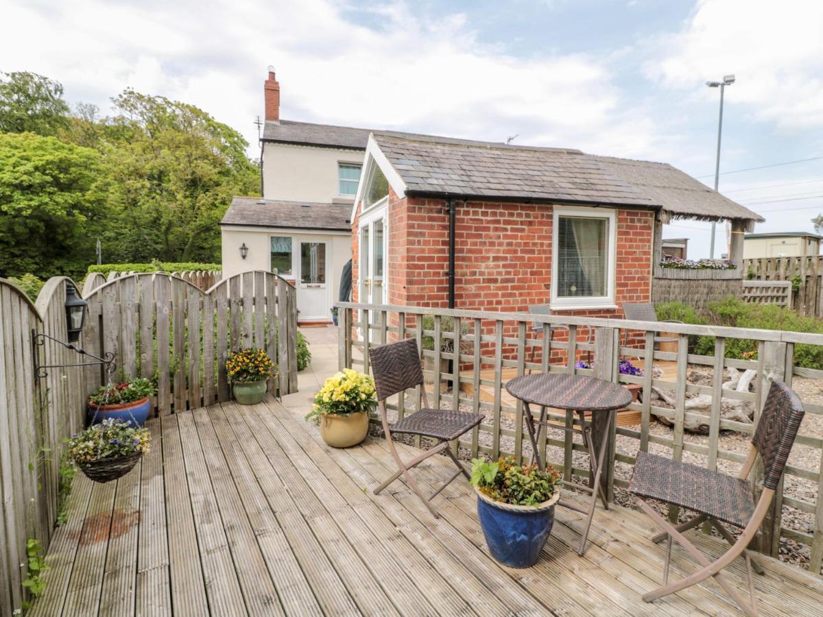 St Cuthbert'S Cottage Beal Экстерьер фото
