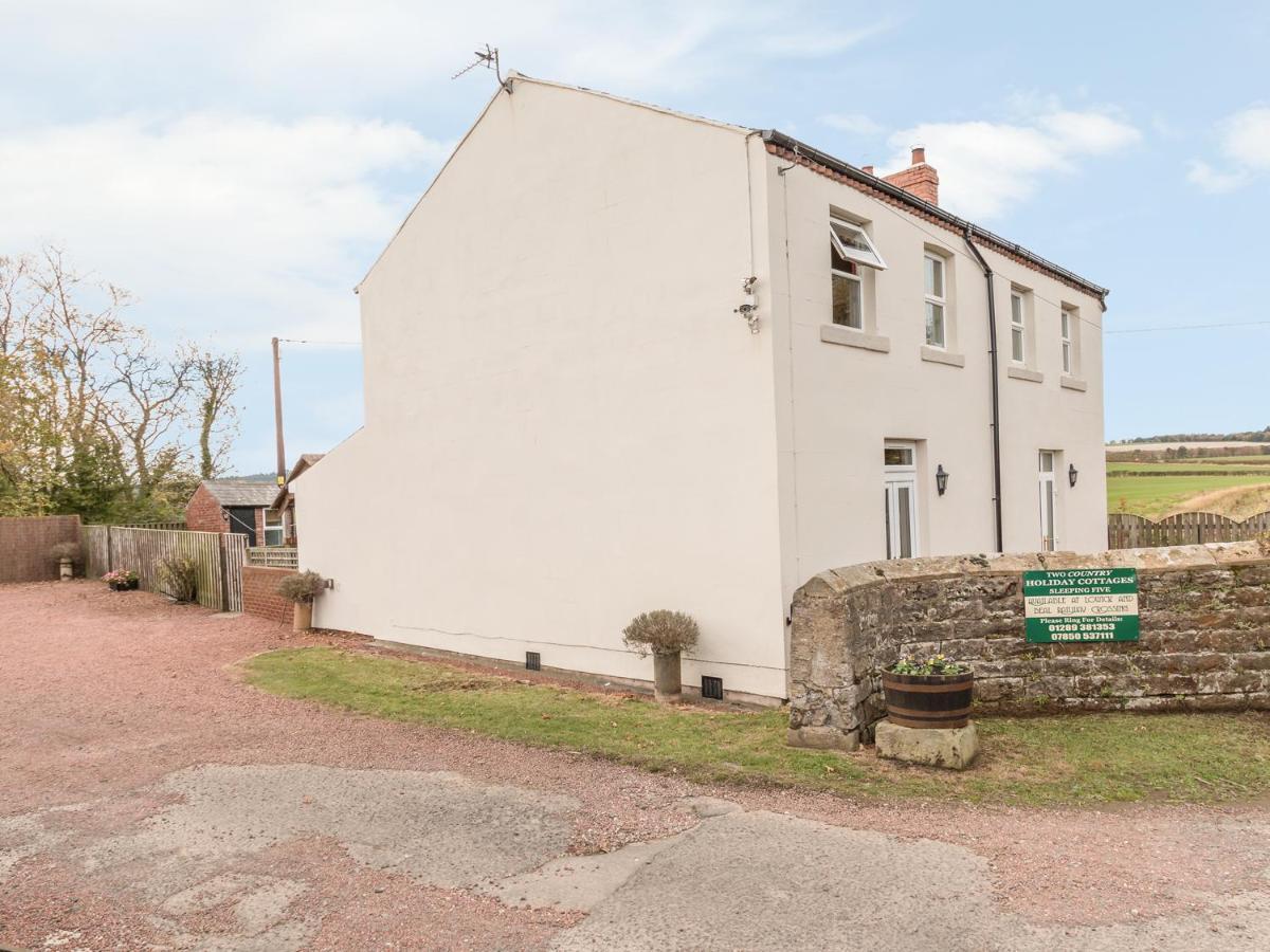 St Cuthbert'S Cottage Beal Экстерьер фото