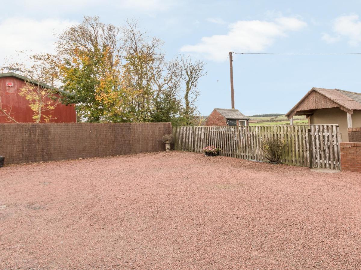 St Cuthbert'S Cottage Beal Экстерьер фото